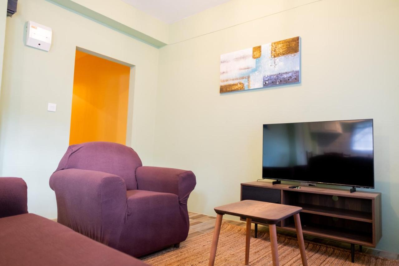 Golden Palms Apartment 킹스타운 외부 사진