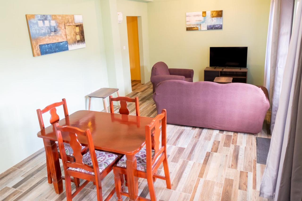 Golden Palms Apartment 킹스타운 외부 사진