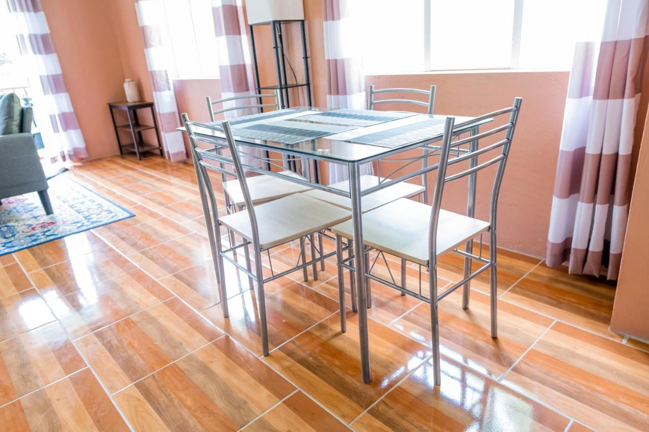 Golden Palms Apartment 킹스타운 외부 사진